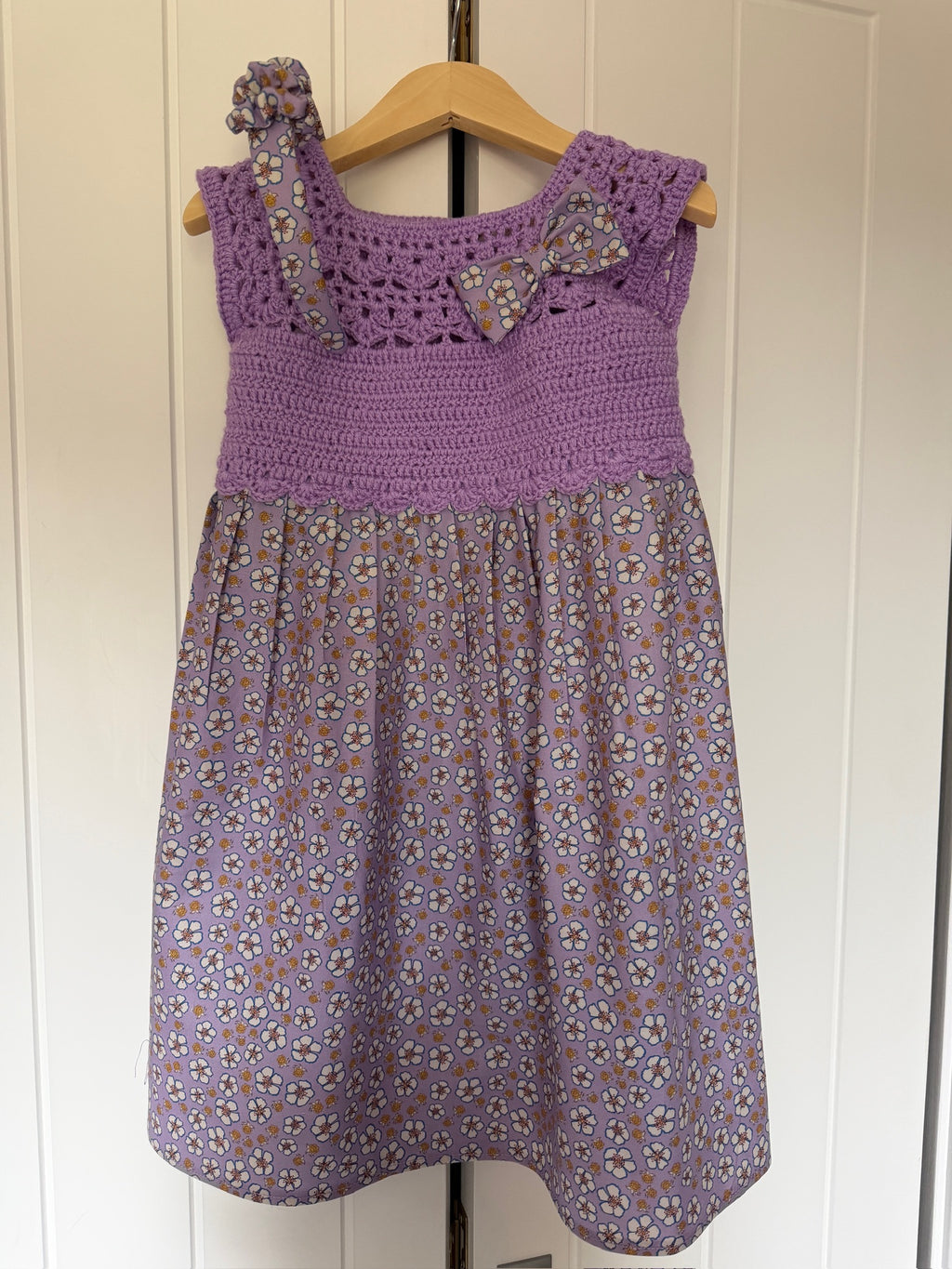 Miranda Dress 4-5y (26100) + 3 Hair Accessories