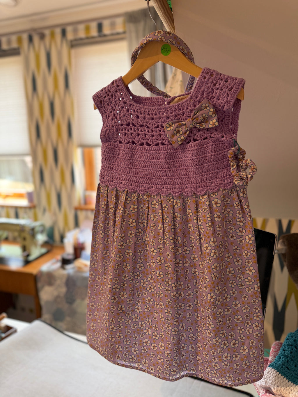 Miranda Dress 4-5y (26100) + 3 Hair Accessories
